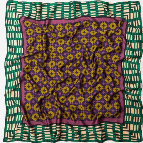 Zara Accessories - NWOT ZARA HANKERCHIEF
